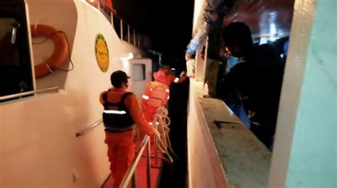 Mesin Kapal Mati Di Tengah Laut Tim Sar Kendari Evakuasi 66 Penumpang