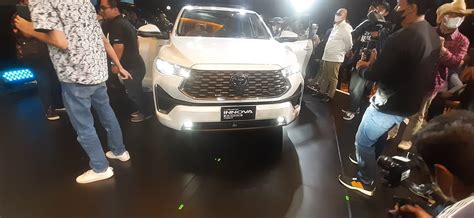 Makna Kata Zenix Pada Toyota Kijang Innova Zenix Yang Baru Rilis Di