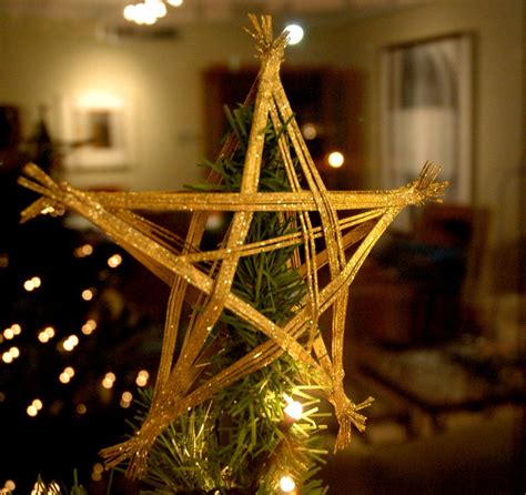 Rustic Christmas Star | Country christmas trees, Christmas star ...