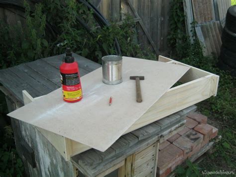 Простая деревянная полка