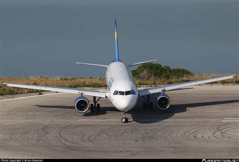 D AICG Condor Airbus A320 212 Photo By Bram Steeman ID 730019