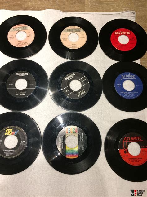 Lot Of 56 45 Rpm Vinyl Records Singles Beatles Rolling Stones Kinks Elton John Elvis