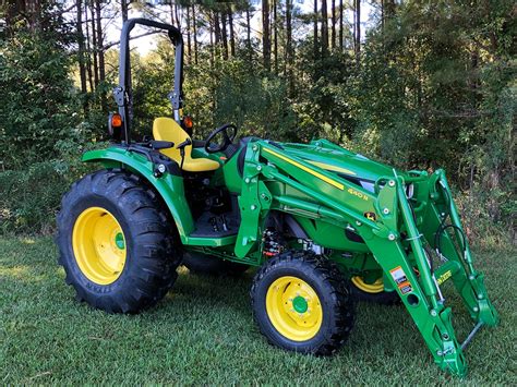 john deere  compact  compact utility tractors