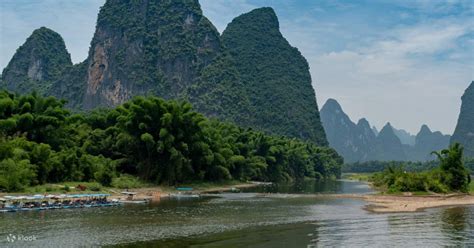 Tagestour zu den Höhepunkten des Yangshuo und Li Flusses mit Transfers