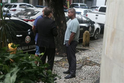 Imagens Mostram Homens Espancando Mulheres Na Sa Da Do Casar O Firmino