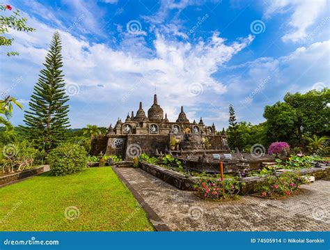 Tempio Buddista Di Banjar Isola Bali Indonesia Fotografia Stock