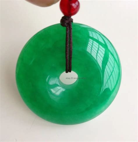 Chinese 30mm Natural Green Jades Hand Carved Harmony Pendant Necklace