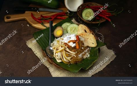 Nasi Liwet Indonesian Traditional Food Cooked Stock Photo 2207303025