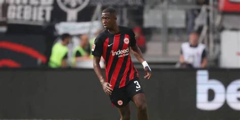 Real Madrid Deber Pagar Alrededor De Usd Millones Por William Pacho