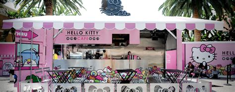 Hello Kitty Cafe Arrives in California