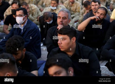 20 Avril 2022 Téhéran Téhéran Iran Les Iraniens Assistent Aux