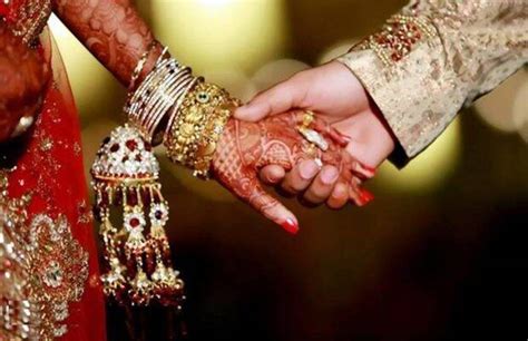 Dream About Wedding सपने में शादी या खुद को सजते संवरते देखने का क्या