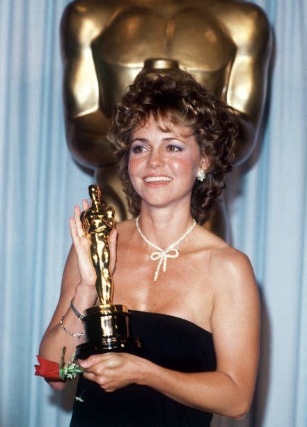 Sally Field The 57th Annual Academy Awards 1985 Famousfix