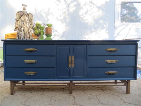 30 Photos Deep Blue Fern Credenzas