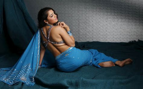 A COMPLETE PHOTO GALLERY INDIAN ACTRESS NO WATERMARK Nikitha Hot