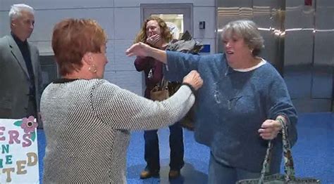 Sisters Meet For The First Time In 75 Years Thanks To Online Dna Test