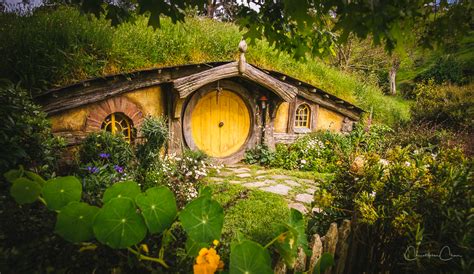 Hobbit Hole The Shire In A Hole In The Ground There Live Flickr