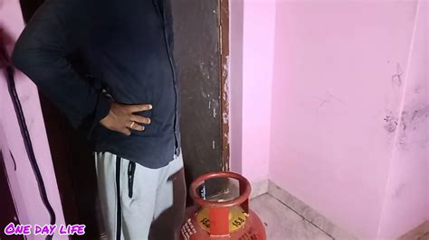 Tamil Girl Having Rough Sex With Gas Cylinder Delivery Eporner