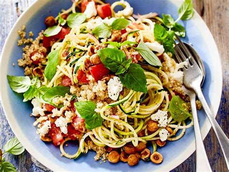 Leichte Sommergerichte für bewusste Genießer LECKER