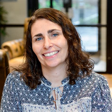 Deenie Lee | Speakers | Coliving Conference
