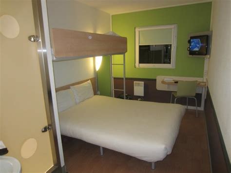 Ibis Budget Amsterdam Airport Rooms: Pictures & Reviews - Tripadvisor