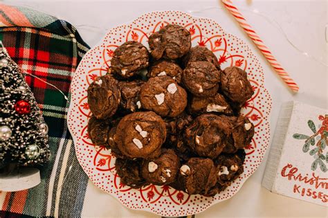 The Best Holiday Cookie Recipe Ever Sequins Stripes Bloglovin