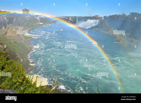 Rainbow at Niagara Falls Stock Photo - Alamy