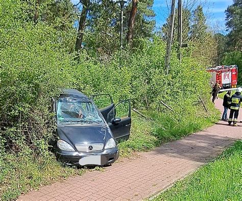 Dwa Wypadki Na DK 42 W Brodach I Parszowie Trzy Osoby W Szpitalu