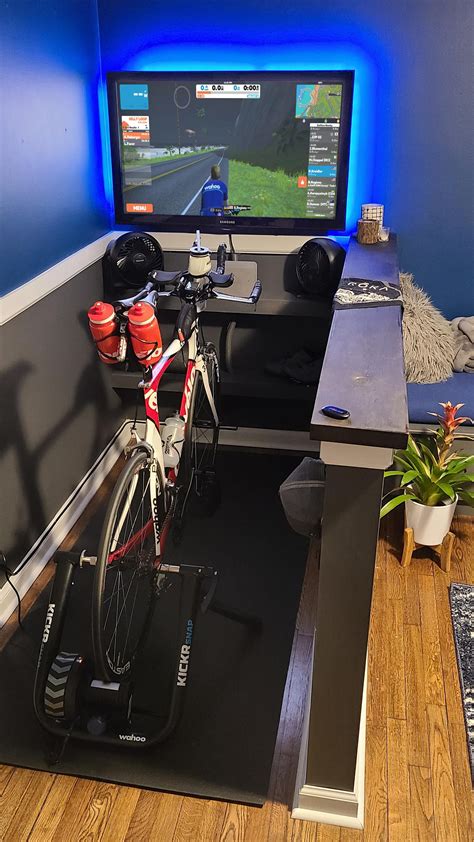 Pin By Marcelo Maradei On Bicicleta Bike Room Workout Room Home