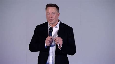 イーロン・マスクが立ち上げたneuralink、脳マシンインタフェースを披露 Itmedia News