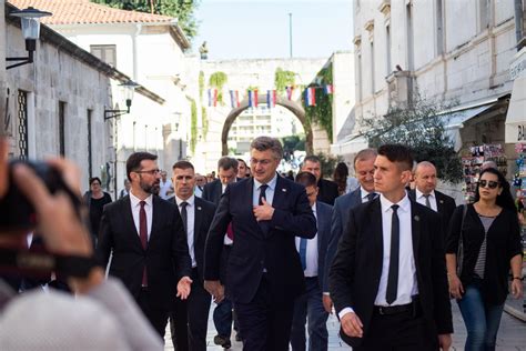 Zadarski Tjednik Andrej Plenkovi Utorak Proveo U Cjelodnevnom Radnom