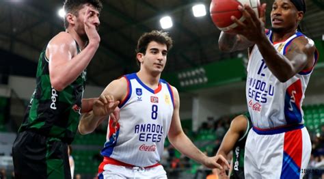 Normal Sezon Lideri Anadolu Efes Ribaund Dergi Basketbol Severlerin