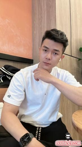 Callboy lạnh lùng sex dâm nhiệt tình body gym chắc gọn gàng
