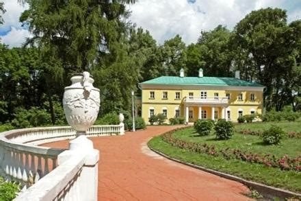 Lenin's Dacha: The Epitome of Political Prominence · The Russian Dacha ...