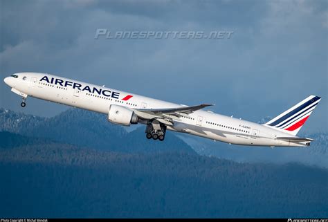 F Gzng Air France Boeing 777 328er Photo By Michal Mendyk Id 1356644