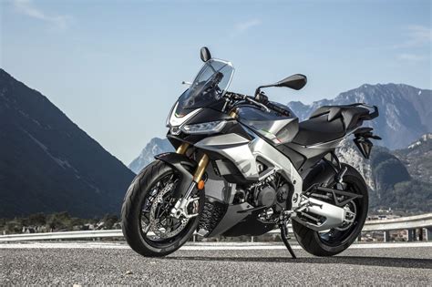 Motorrad Vergleich Yamaha Tracer 9 GT 2022 Vs Aprilia Tuono V4 1100 2022