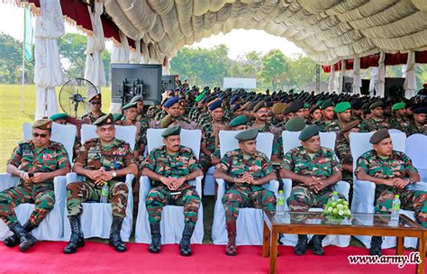 Army Chief Meets East Troops During His Maiden Visit Sri Lanka Army