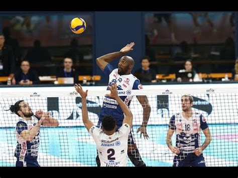 Best Actions Of ROBERTLANDY SIMON SuperLega Volleyball Piacenza Vs