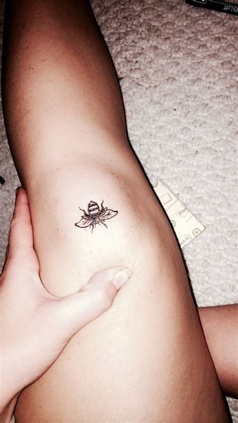 The Bees Knees Tattoo Bee Knees Tattoo Beesknees Knee Tattoo