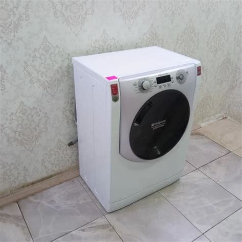 Hotpoint Ariston AQS0F 05 I Узкие стиральные машины