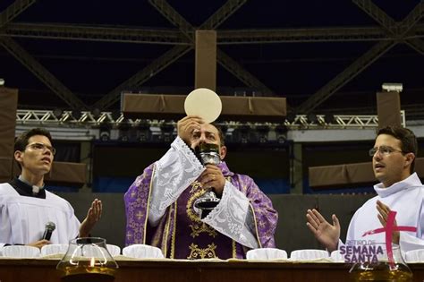 Santa Missa Padre Antonio Abre Retiro De Semana Santa Comunidade