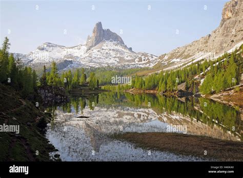 Italy The Dolomites South Tyrol Cortina D Ampezzo Lago Federa