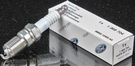 купить на FORD S-MAX оригинальные свечи NGK TR6AP13 / 1369704 1369 ...