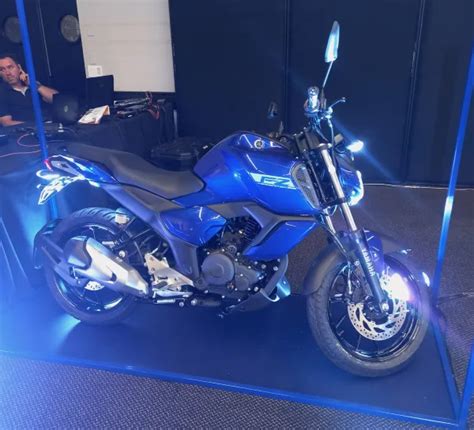 Yamaha Fz Versión 30 Llega A Colombia La Revista De Motos