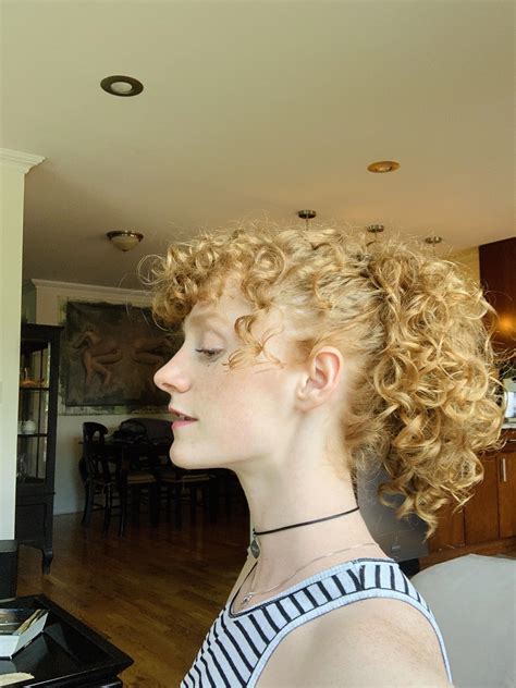 Im Not Naked I Just Want Yall To See How Pretty My Hair Looks R Ginger