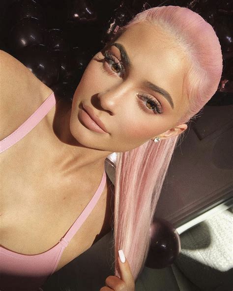 Kylie Jenner Has New Pastel Pink Hair - And This Is How To Get It - Grazia