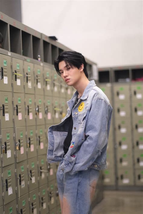 ywpbofficial  twitter  jeans rbsniyomjeansxyinyin