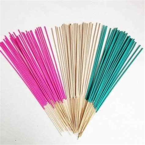 Cylinderical Bamboo And Musk Colored Aromatic Incense Stick For