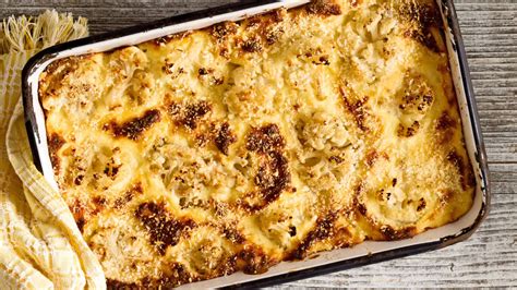 Low Carb Crispy Cauliflower With Cheese Gratinated According To