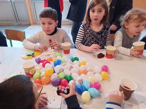 Photos Des ateliers ludiques à la MJC avant la chasse aux œufs à